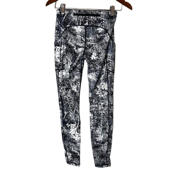 Lululemon Speed Up Tight *Full-On Luxtreme 28" Wildwood Multi - Picture 10 of 15